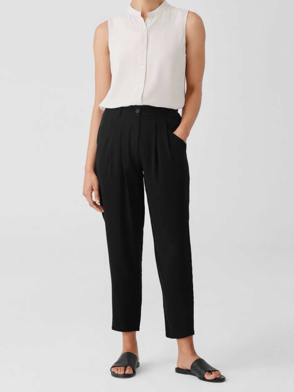 Eileen Fisher Black Pleated Silk Georgette Crepe Carrot Pant